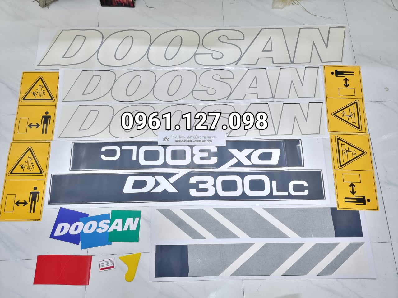Tem - De can máy xúc Doosan DX300